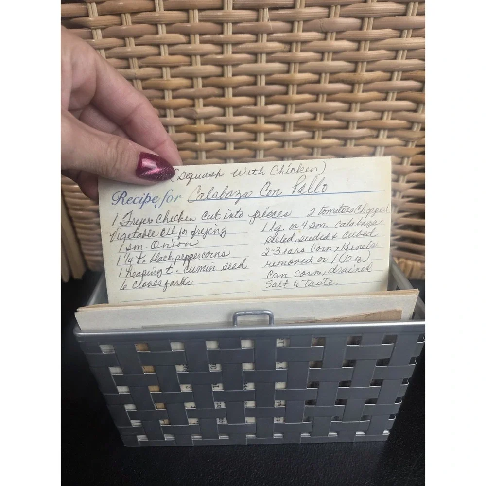 Recipe Box Estate Found Hand Written And Blank Cards Texas North Carolina